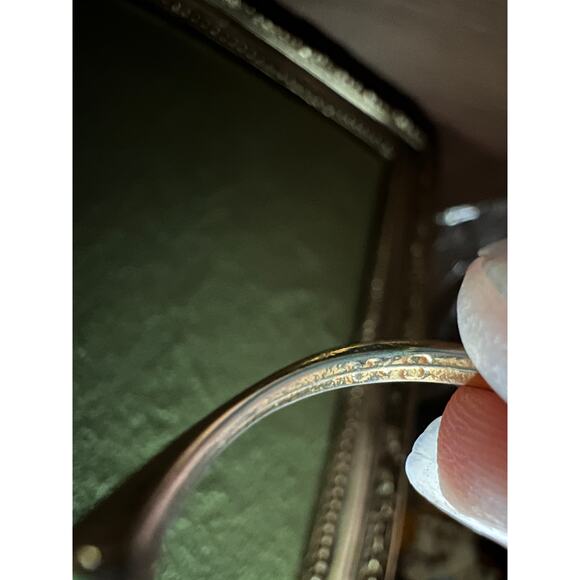 Vintage Gold Tone Opal Rhinestone Ring Size 7.25 Cluster Style Statement Jewelry - Picture 7 of 10